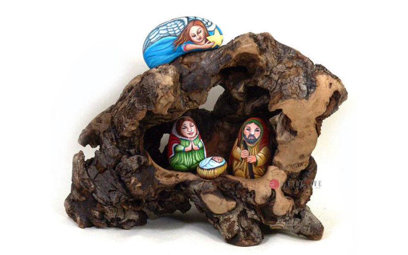 mini presepe sassi dipinti
