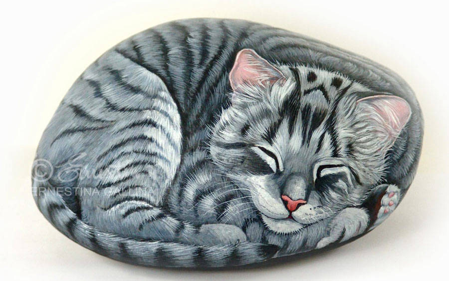 Gattino dipinto su sasso